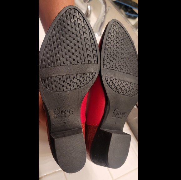 CIRCUS SAM EDELMAN Red Highland Studded Ankle Booties - Picture 6 of 6